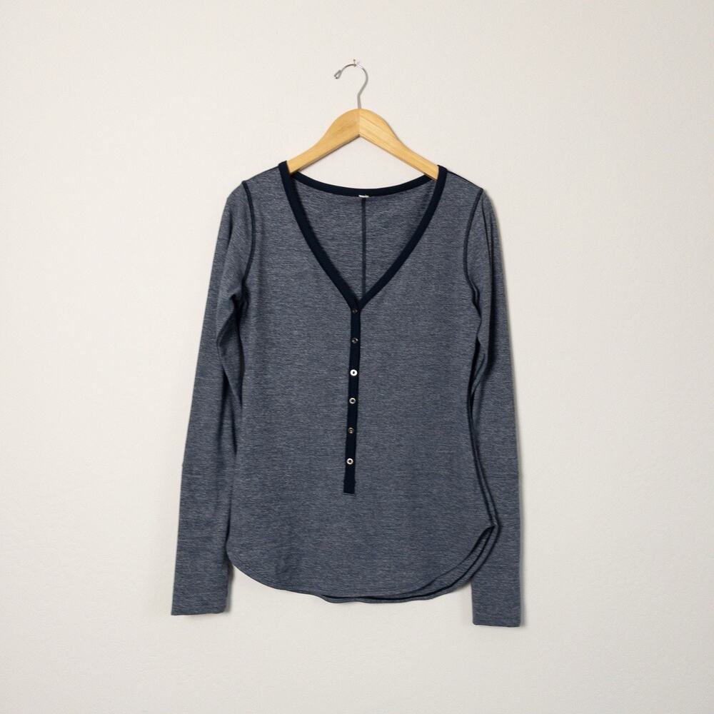 Lululemon Awesoma Henley Shirt Women's Blue Heathered Long Sleeve Button